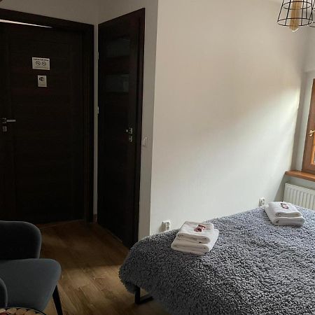 Miodosytnia Hotel Chwarszczany Luaran gambar