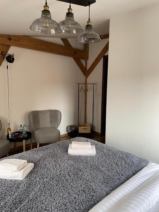 Miodosytnia Hotel Chwarszczany Luaran gambar