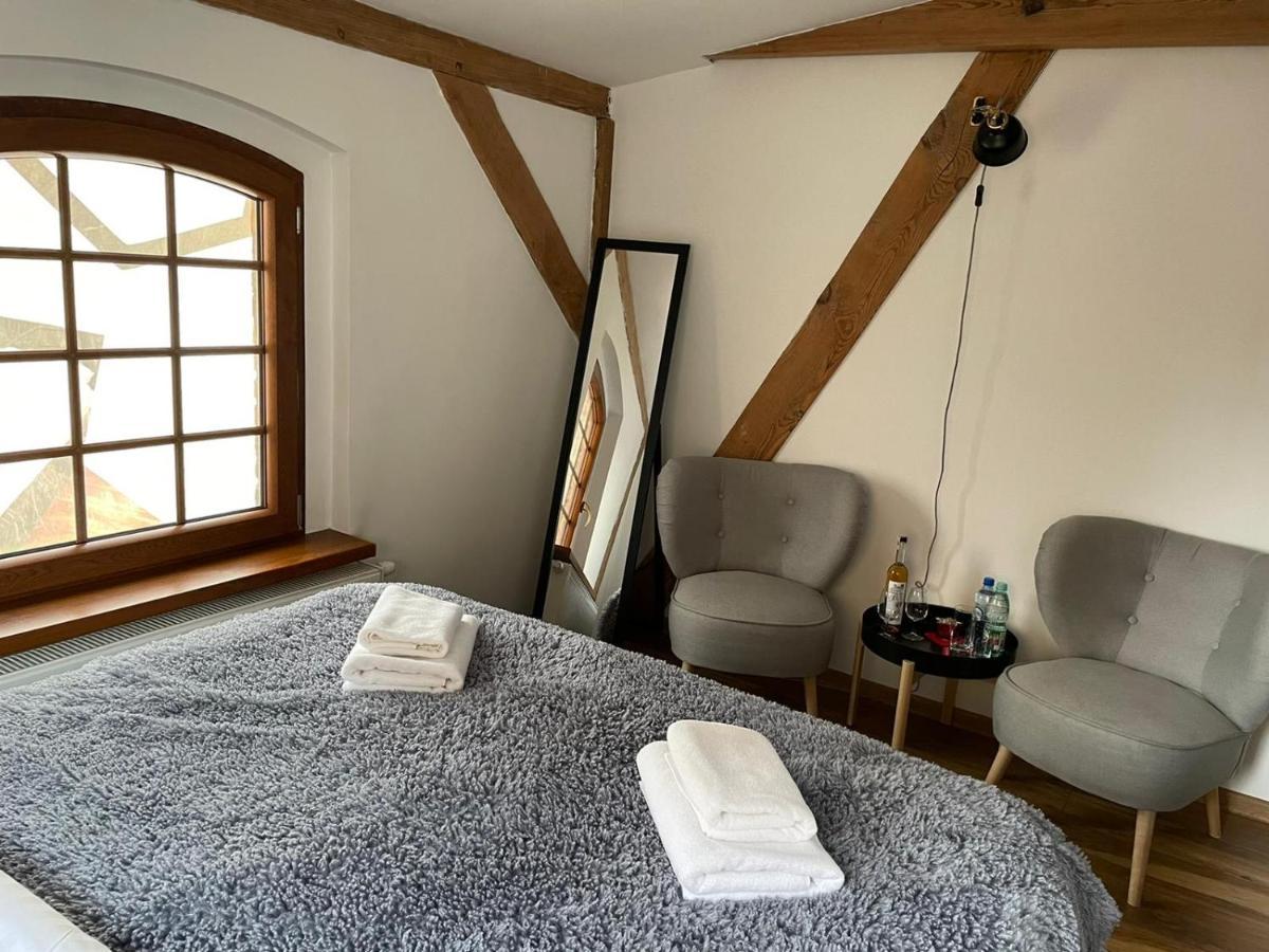Miodosytnia Hotel Chwarszczany Luaran gambar